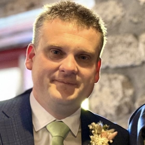 DYNAMIQ - Darren Cleary